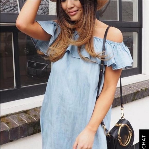 Lulus Dresses & Skirts - Lulus Standout Style Light Blue Chambray Off-the-Shoulder Dress